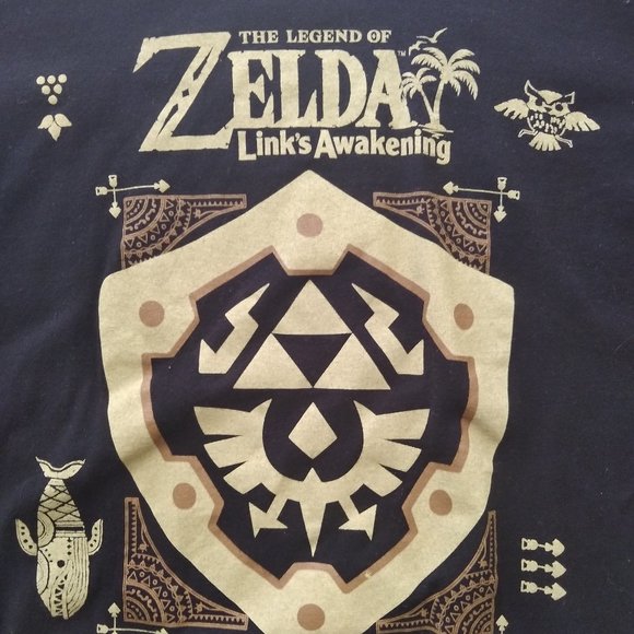 Unisex Brand New The Legend of Zelda Link's Awakening Black T-Shirt - Picture 2 of 4